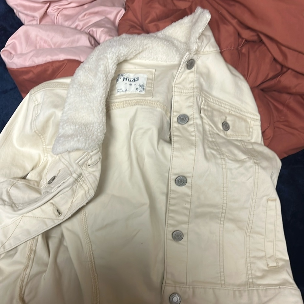 Mudd size m new with tags!!!! Denim white brand new never worn!